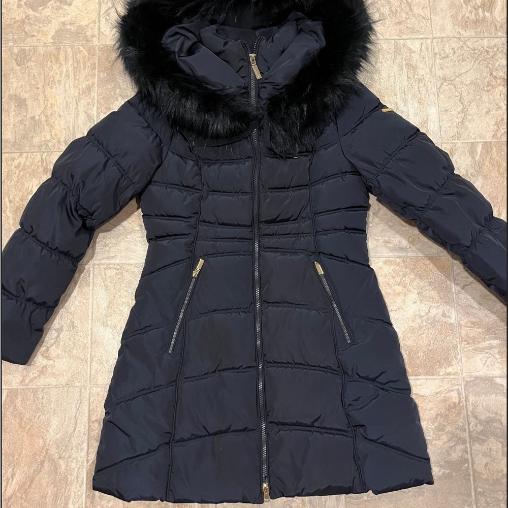 Laundry by Shelli Segal size Small.  Brand new condition. - Picture 2 of 6